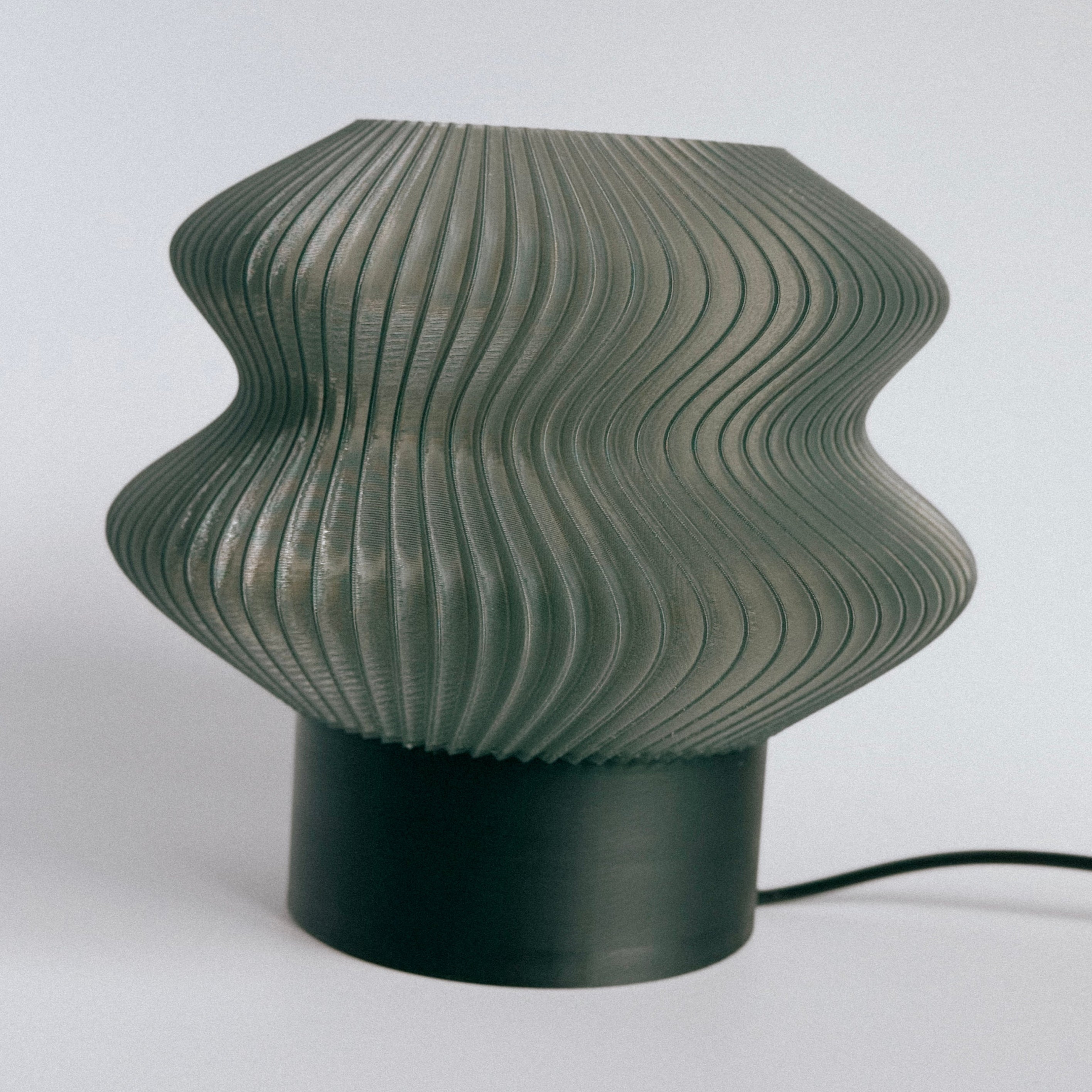 R:4 NAUTILUS LAMP