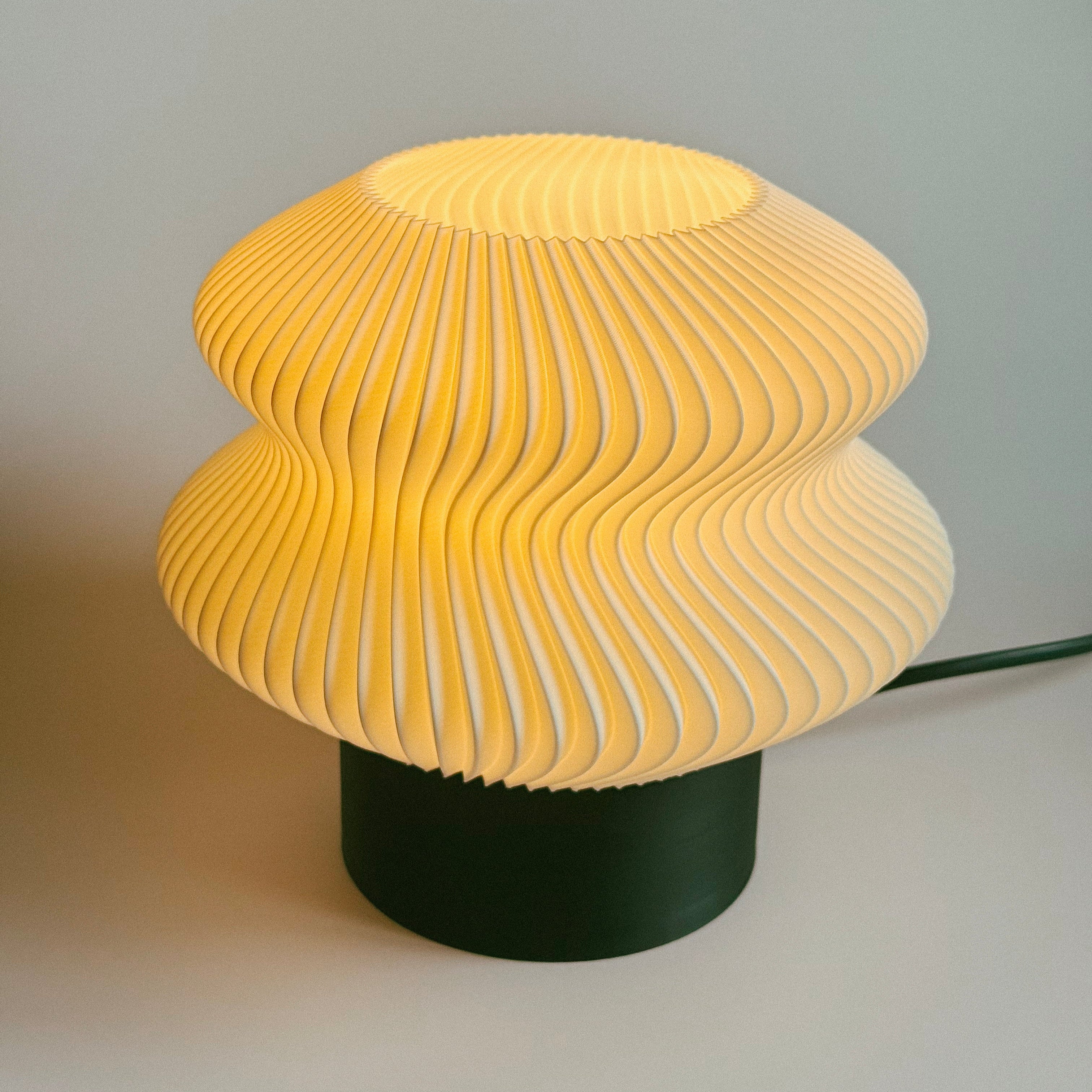 R:4 NAUTILUS LAMP